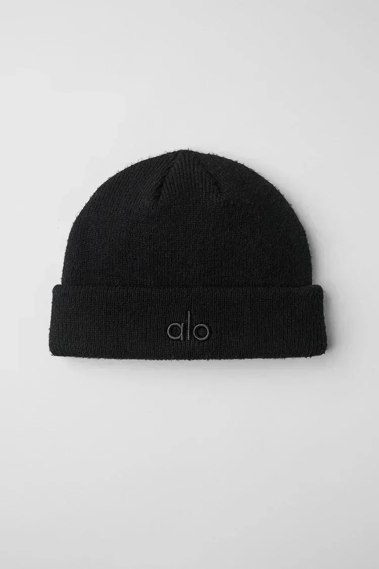 Remarkable Beanie Black